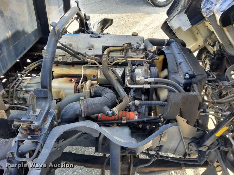 image for item DN6891 2006 Mitsubishi FUSO  flatbed truck