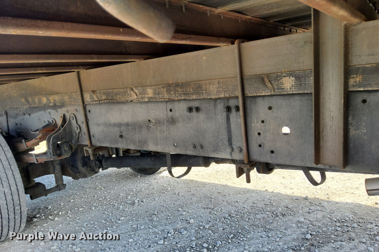 image for item DN6891 2006 Mitsubishi FUSO  flatbed truck