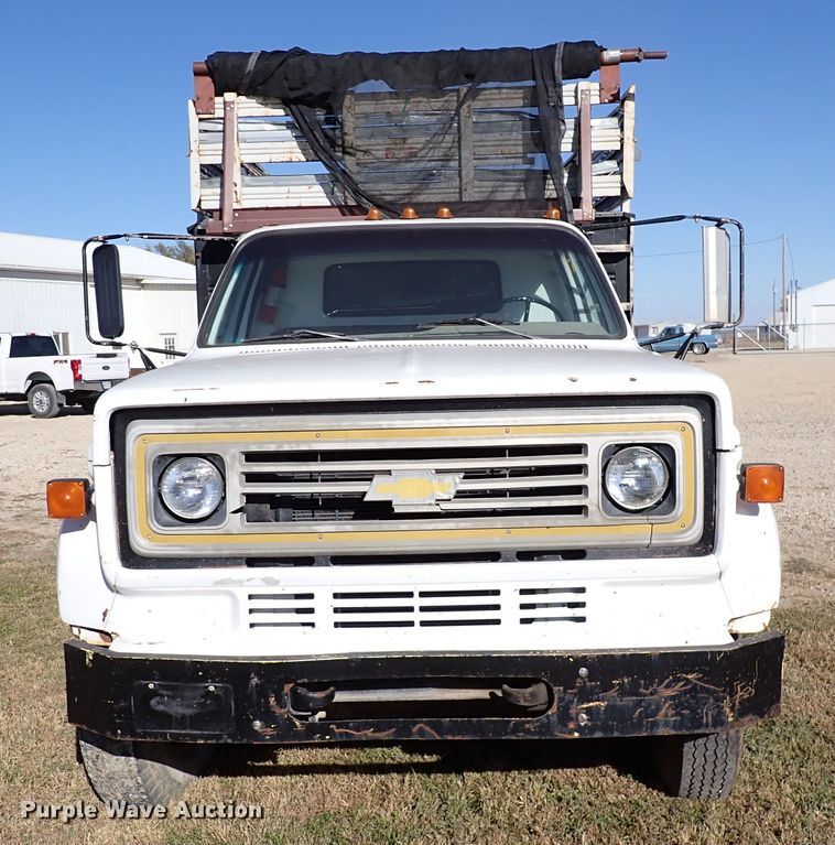 image for item DN6904 1984 Chevrolet C60  grain truck