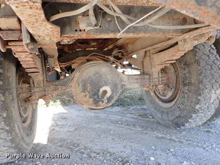 image for item DN6904 1984 Chevrolet C60  grain truck