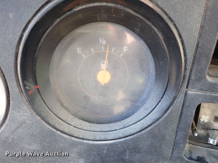 image for item DN6904 1984 Chevrolet C60  grain truck