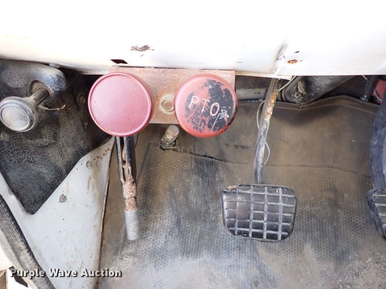 image for item DN6904 1984 Chevrolet C60  grain truck