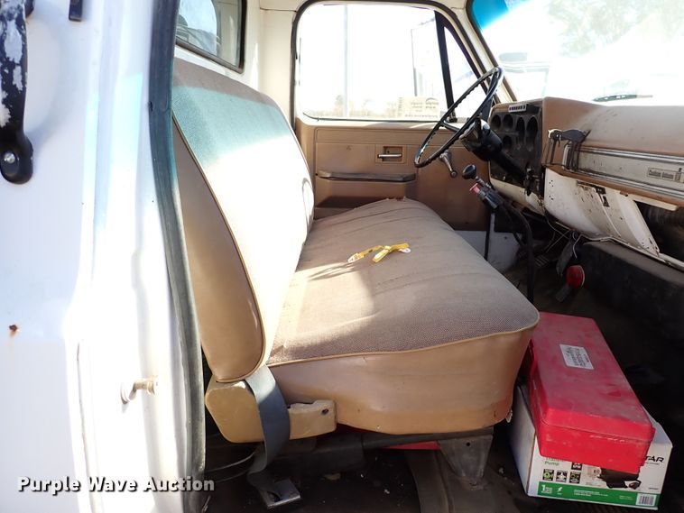 image for item DN6904 1984 Chevrolet C60  grain truck