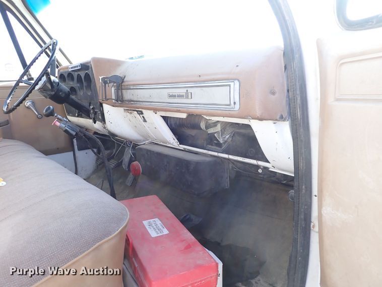 image for item DN6904 1984 Chevrolet C60  grain truck