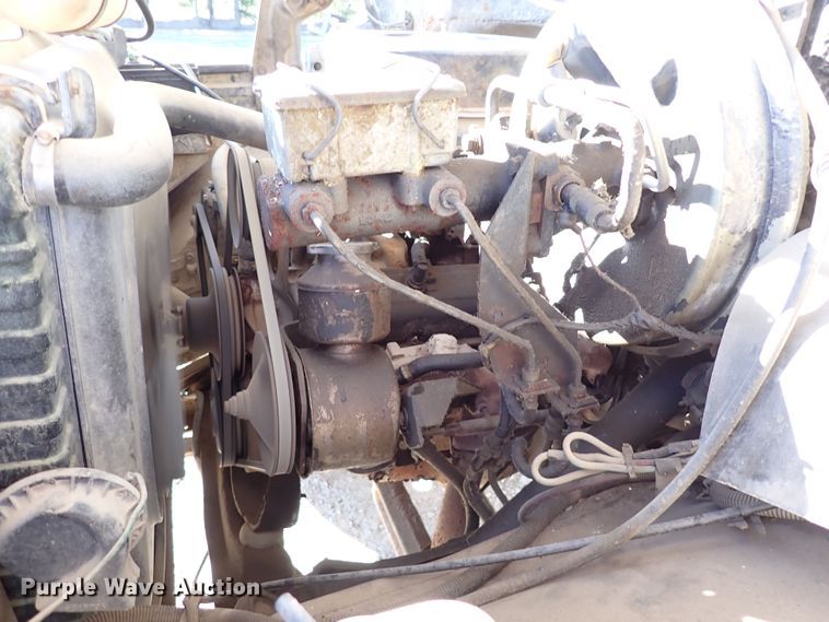 image for item DN6904 1984 Chevrolet C60  grain truck