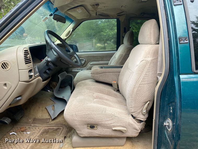 image for item DN8012 1998 Chevrolet K1500  Ext. Cab pickup truck