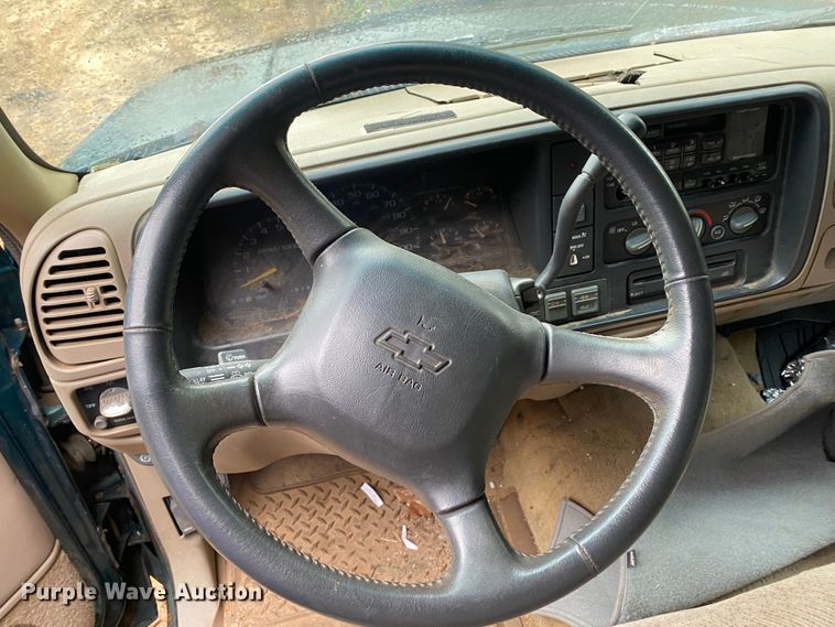 image for item DN8012 1998 Chevrolet K1500  Ext. Cab pickup truck