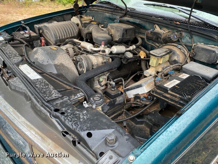 image for item DN8012 1998 Chevrolet K1500  Ext. Cab pickup truck