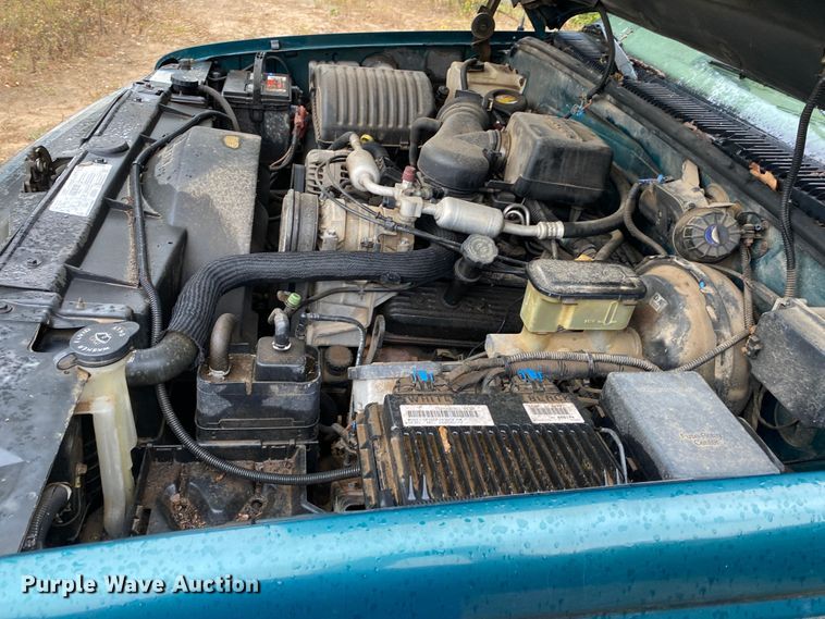 image for item DN8012 1998 Chevrolet K1500  Ext. Cab pickup truck