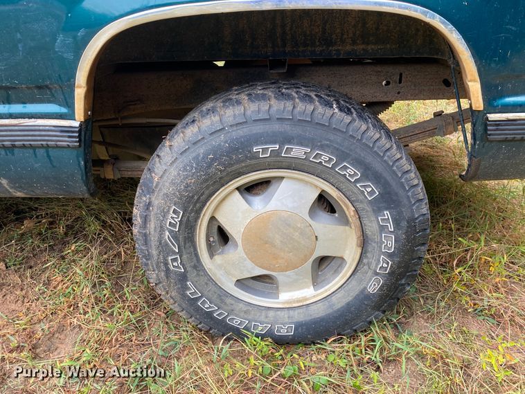 image for item DN8012 1998 Chevrolet K1500  Ext. Cab pickup truck