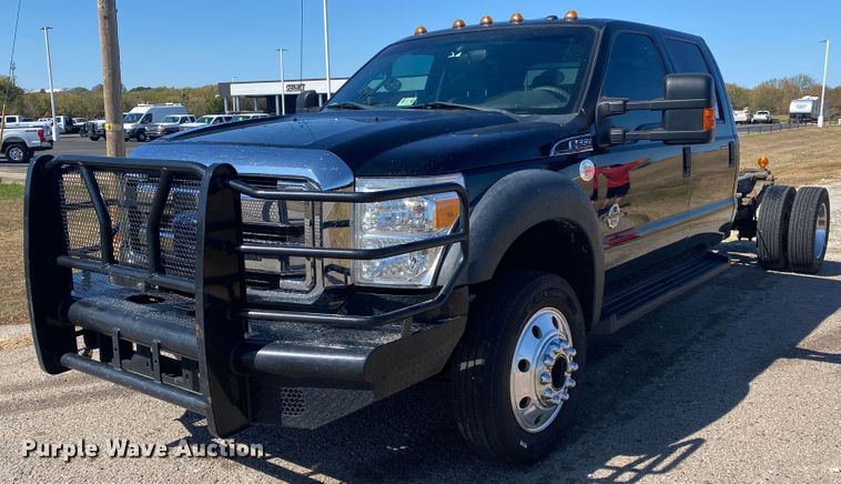 image for item DN8018 2016 Ford F550 Super Duty  Crew Cab truck cab and chassis