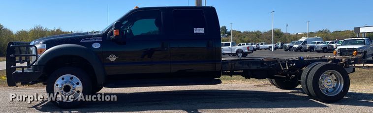 image for item DN8018 2016 Ford F550 Super Duty  Crew Cab truck cab and chassis
