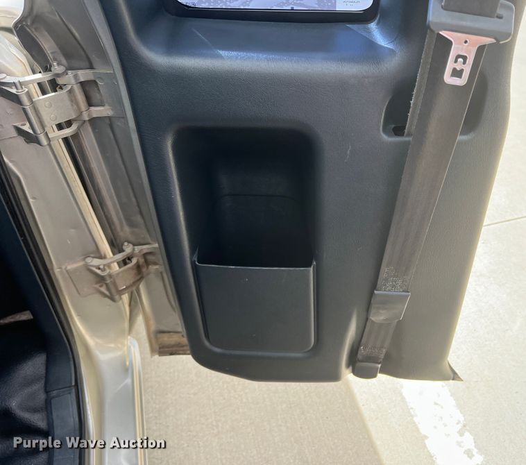 image for item DO8749 2002 GMC Sonoma  Ext. Cab pickup truck