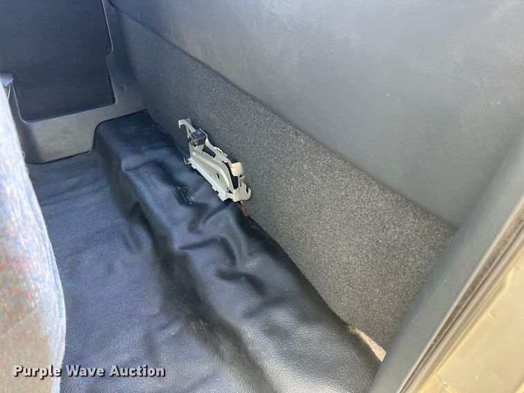 image for item DO8749 2002 GMC Sonoma  Ext. Cab pickup truck