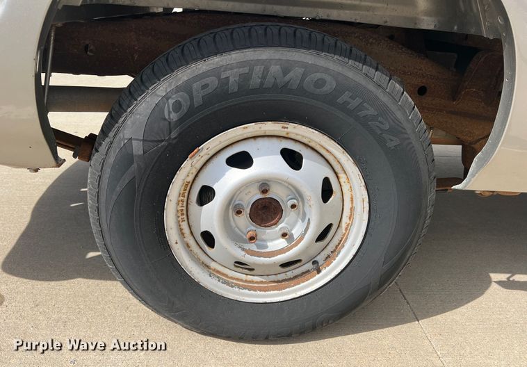 image for item DO8749 2002 GMC Sonoma  Ext. Cab pickup truck