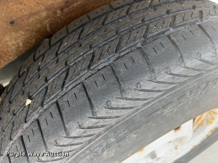 image for item DO8749 2002 GMC Sonoma  Ext. Cab pickup truck