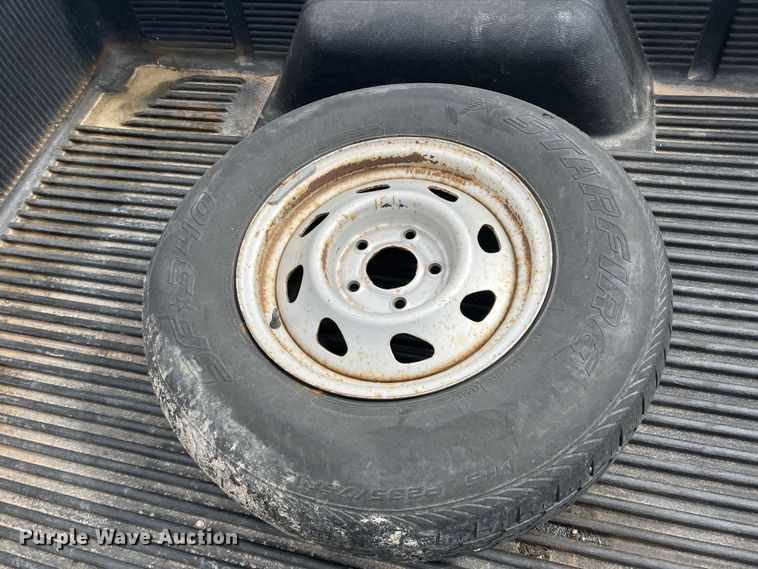 image for item DO8749 2002 GMC Sonoma  Ext. Cab pickup truck