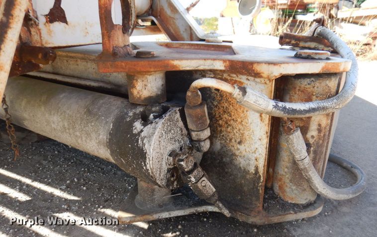 image for item DP0393 Crane knuckle boom