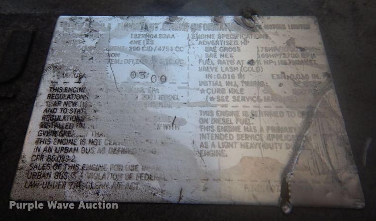 image for item DP0398 2001 GMC W4500  box truck