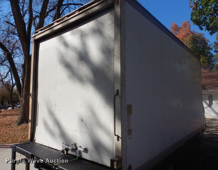 image for item DP0398 2001 GMC W4500  box truck