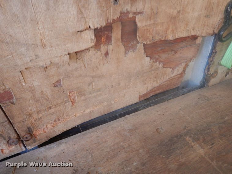 image for item DP0398 2001 GMC W4500  box truck