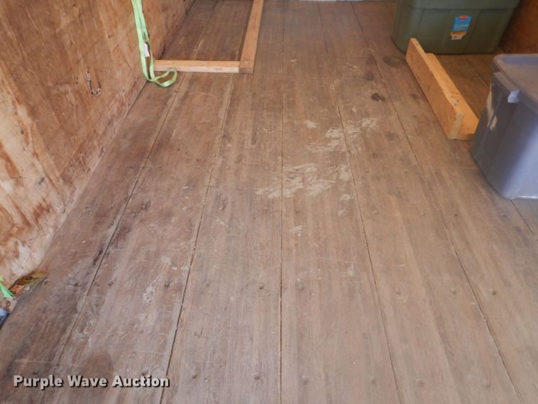 image for item DP0398 2001 GMC W4500  box truck