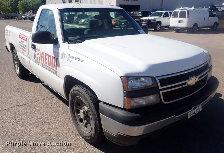 image for item DQ3010 2006 Chevrolet Silverado 1500  pickup truck