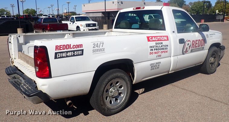 image for item DQ3010 2006 Chevrolet Silverado 1500  pickup truck