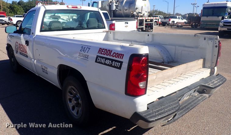 image for item DQ3010 2006 Chevrolet Silverado 1500  pickup truck