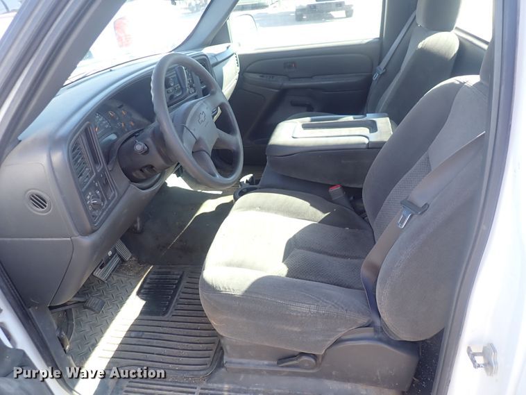 image for item DQ3010 2006 Chevrolet Silverado 1500  pickup truck