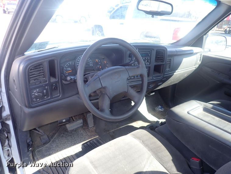 image for item DQ3010 2006 Chevrolet Silverado 1500  pickup truck