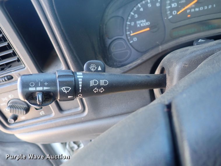 image for item DQ3010 2006 Chevrolet Silverado 1500  pickup truck