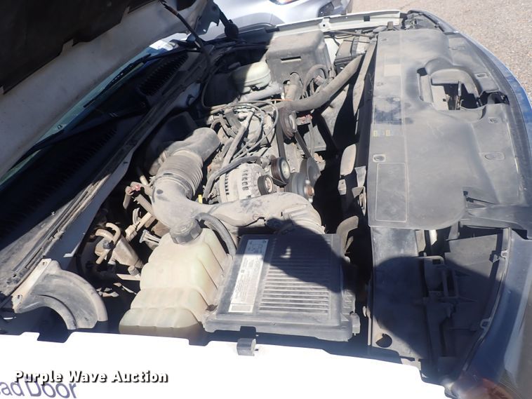 image for item DQ3010 2006 Chevrolet Silverado 1500  pickup truck