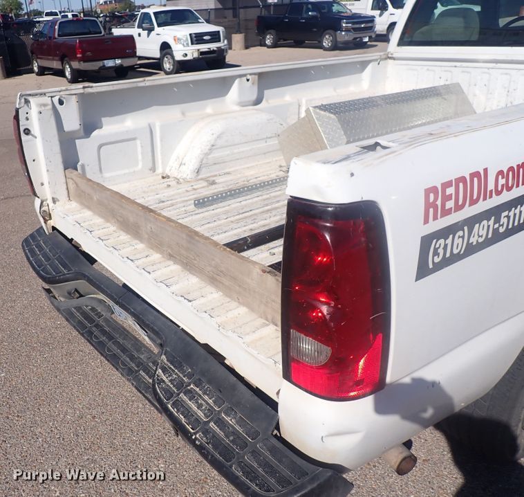 image for item DQ3010 2006 Chevrolet Silverado 1500  pickup truck