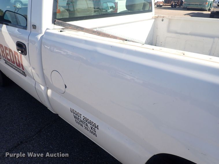 image for item DQ3010 2006 Chevrolet Silverado 1500  pickup truck