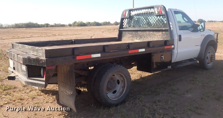 image for item DQ3021 2005 Ford F450 Super Duty XL  flatbed truck