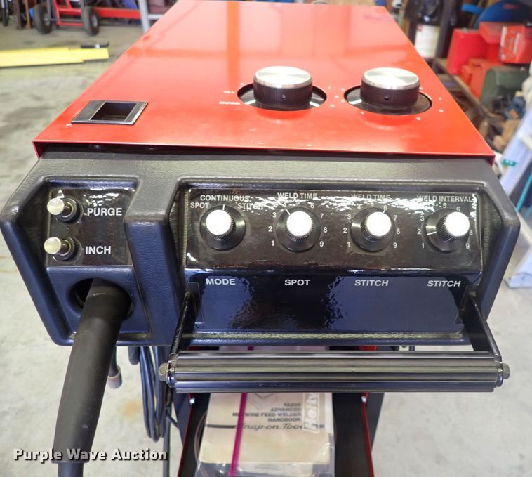 image for item DQ3029 Snap-on YA205  welder