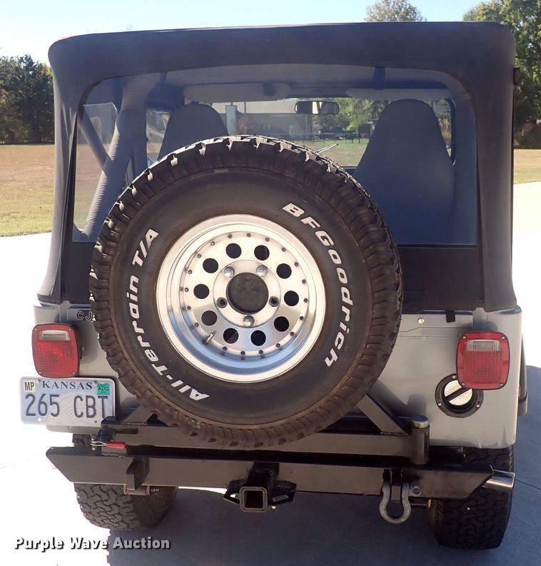 image for item DQ3031 1977 Jeep CJ5 Renegade  SUV