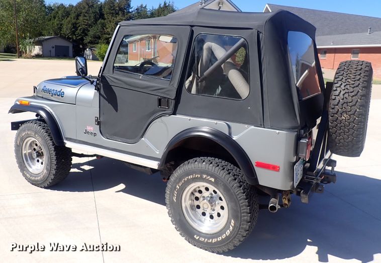 image for item DQ3031 1977 Jeep CJ5 Renegade  SUV