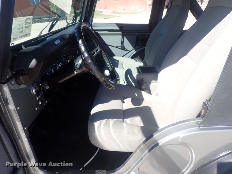 image for item DQ3031 1977 Jeep CJ5 Renegade  SUV