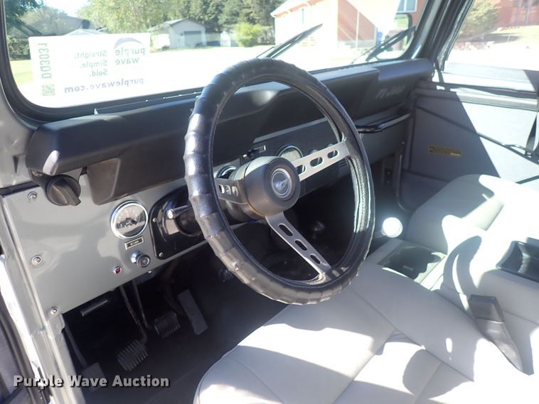 image for item DQ3031 1977 Jeep CJ5 Renegade  SUV