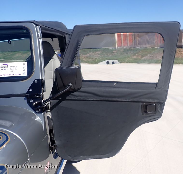 image for item DQ3031 1977 Jeep CJ5 Renegade  SUV