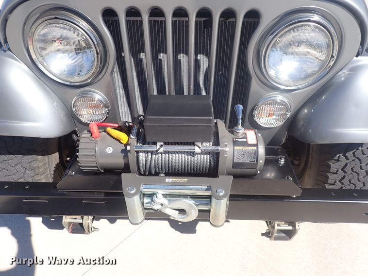 image for item DQ3031 1977 Jeep CJ5 Renegade  SUV