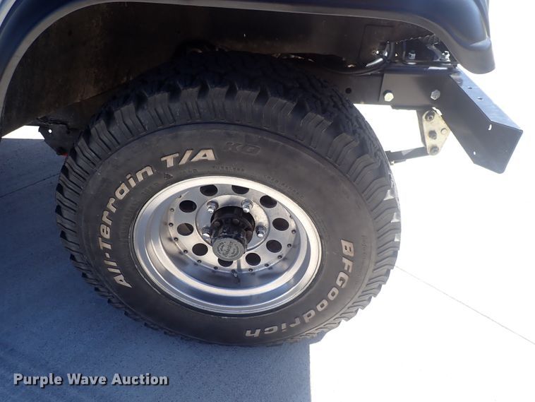 image for item DQ3031 1977 Jeep CJ5 Renegade  SUV