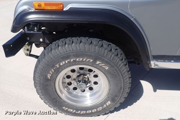 image for item DQ3031 1977 Jeep CJ5 Renegade  SUV