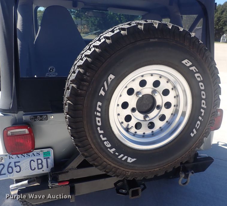 image for item DQ3031 1977 Jeep CJ5 Renegade  SUV