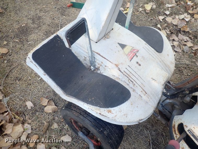 image for item DQ3068 Bolens  lawn mower