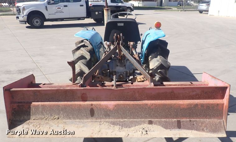 image for item DQ3074 Mitsubishi D2050FD  MFWD tractor