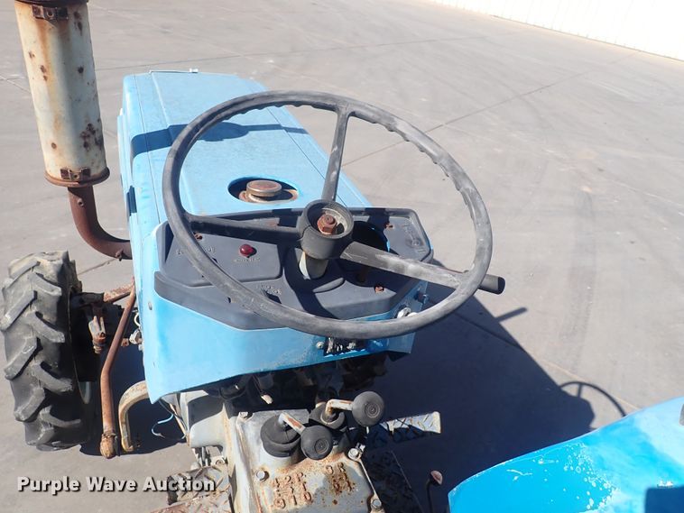 image for item DQ3074 Mitsubishi D2050FD  MFWD tractor