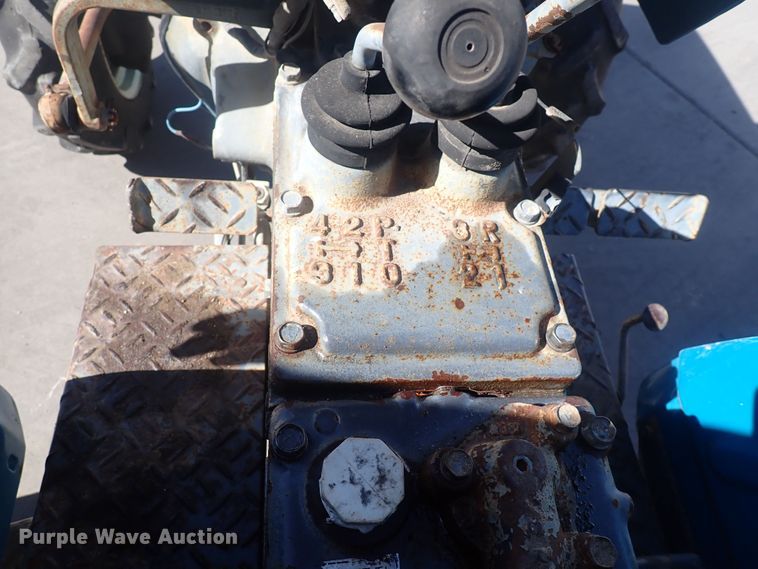 image for item DQ3074 Mitsubishi D2050FD  MFWD tractor